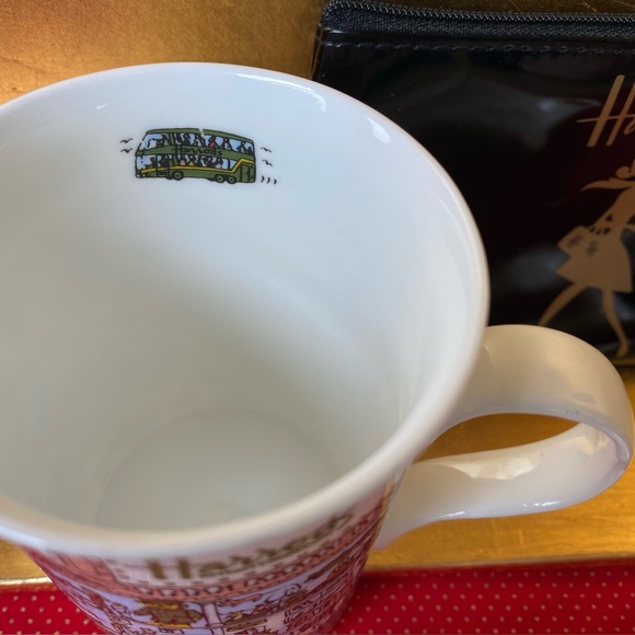 Harrods Tea Cup (or can be coffee mug) and Teabag Tidy (Teabag dish) - Picture 6 of 11